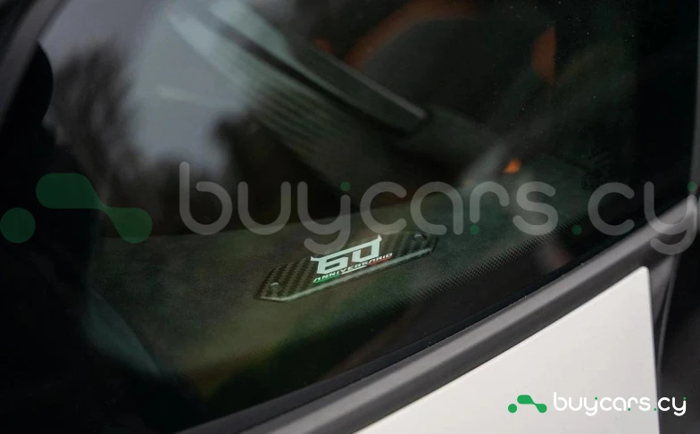 Lamborghini Huracan Белый