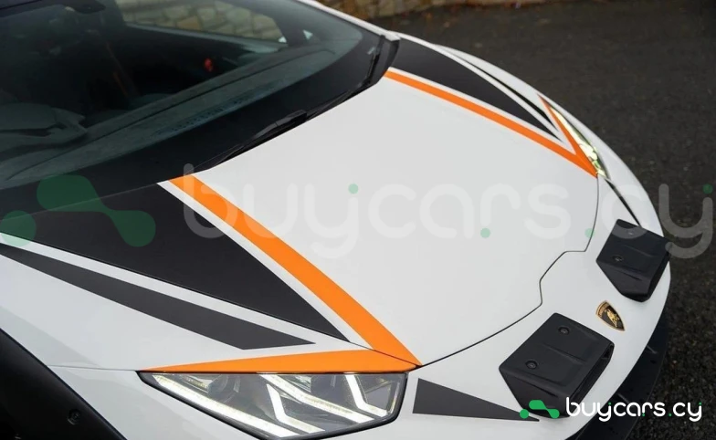 Lamborghini Huracan Белый