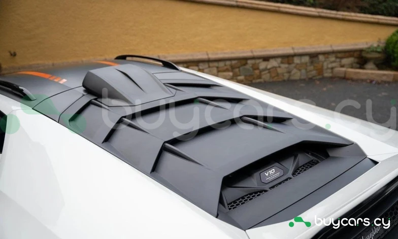 Lamborghini Huracan Белый