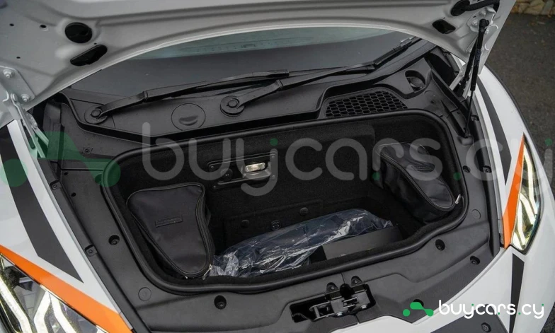 Lamborghini Huracan Белый