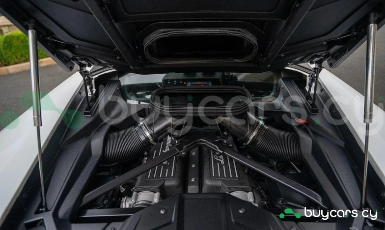 Lamborghini Huracan Белый