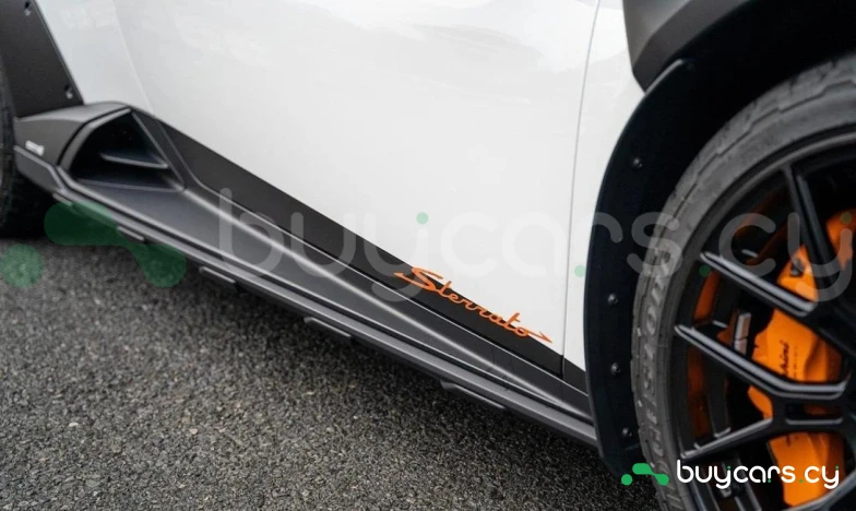 Lamborghini Huracan Белый