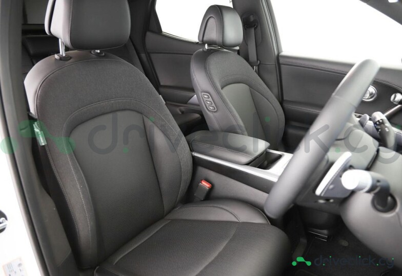Genesis GV60 Белый