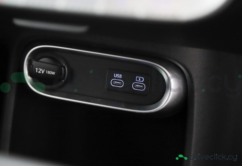 Genesis GV60 Белый
