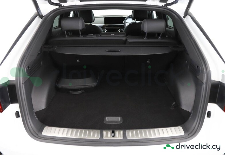 Genesis GV60 Белый