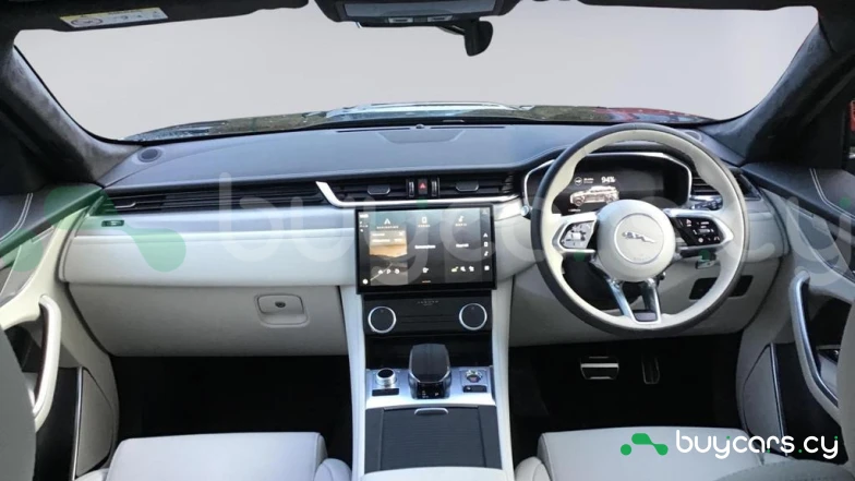 Jaguar F-Pace Черный