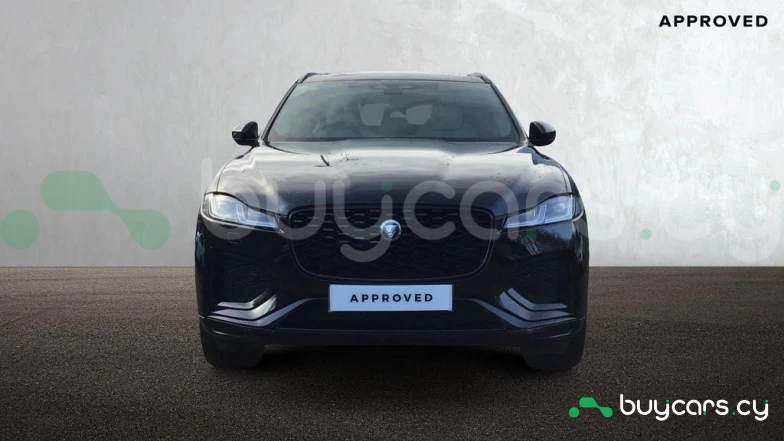 Jaguar F-Pace Черный