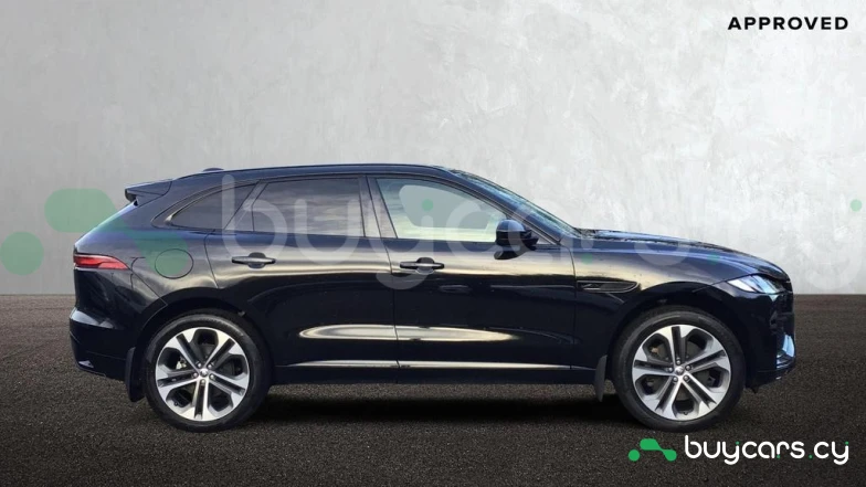 Jaguar F-Pace Черный