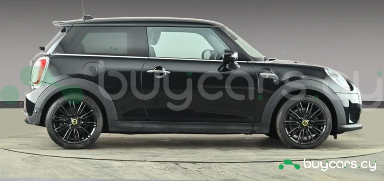 Mini Hatch Черный