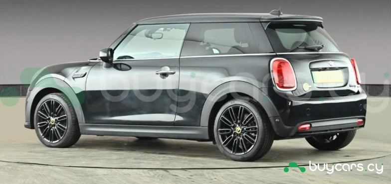 Mini Hatch Черный