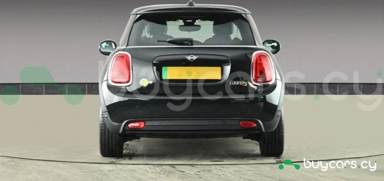 Mini Hatch Черный