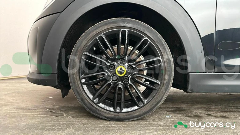 Mini Hatch Черный