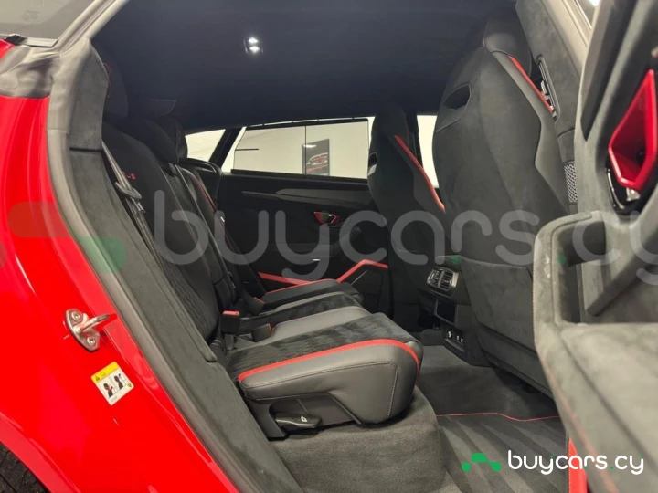Lamborghini Urus Красный