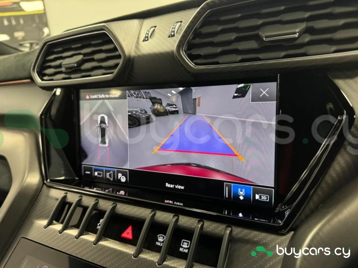 Lamborghini Urus Красный