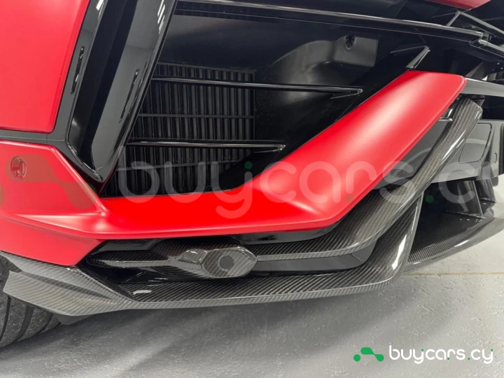 Lamborghini Urus Красный