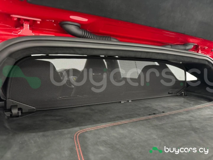 Lamborghini Urus Красный