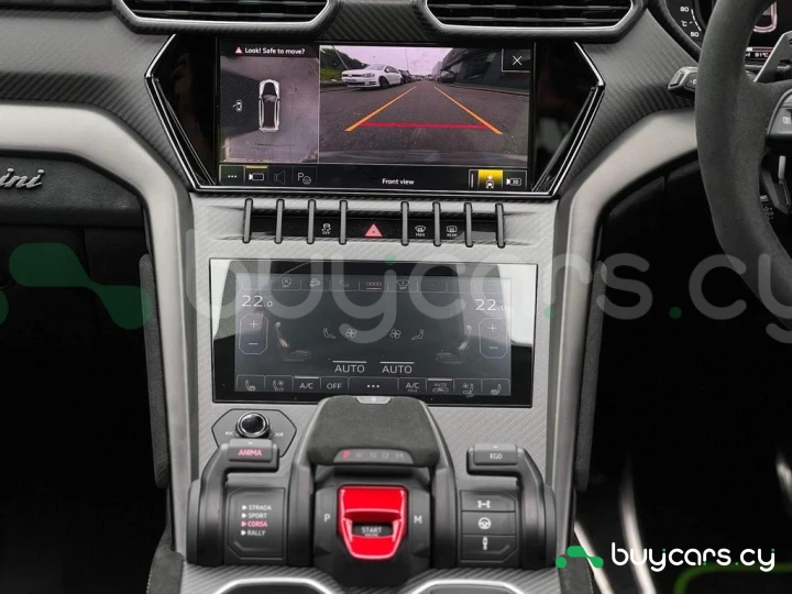 Lamborghini Urus Зеленый