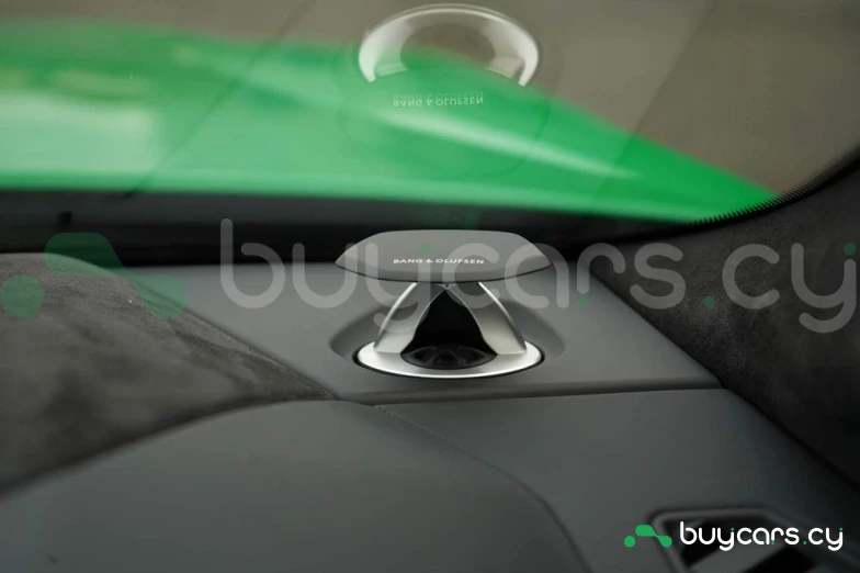 Lamborghini Urus Зеленый