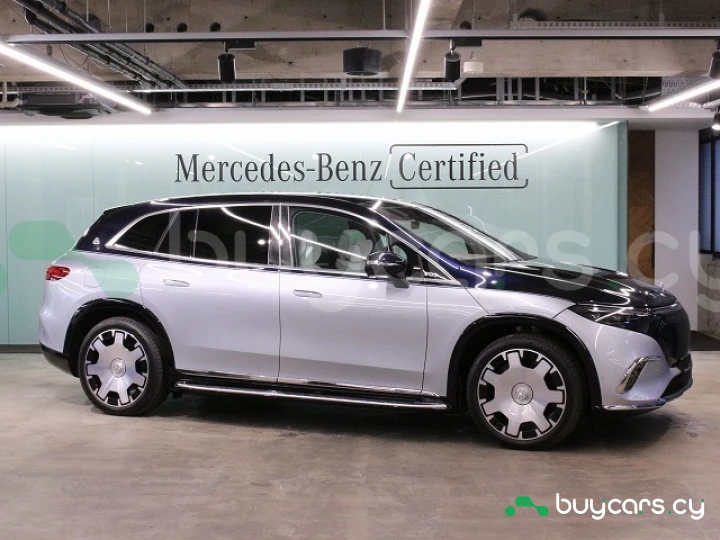 Mercedes EQS SUV Grey