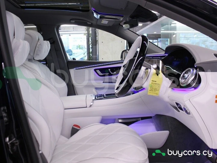 Mercedes EQS SUV Grey