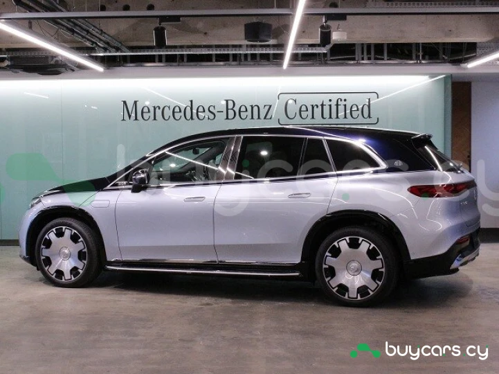 Mercedes EQS SUV Grey