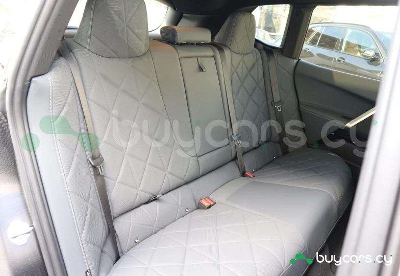 BMW iX Бирюзовый