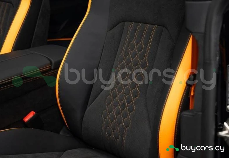 Lamborghini Urus Black