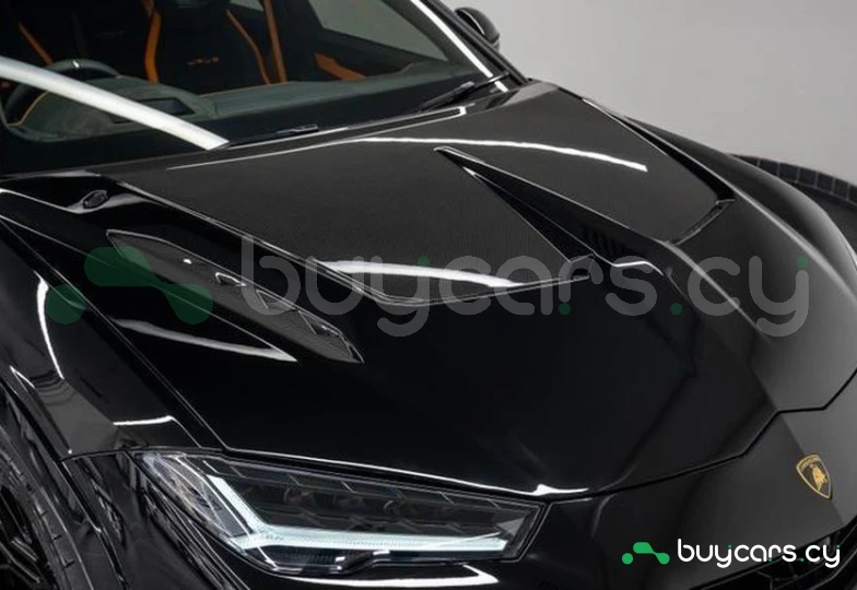 Lamborghini Urus Black