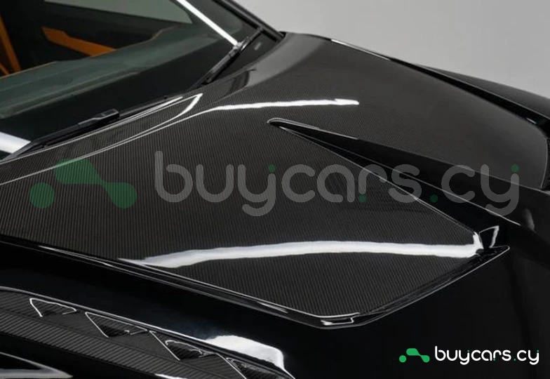 Lamborghini Urus Black