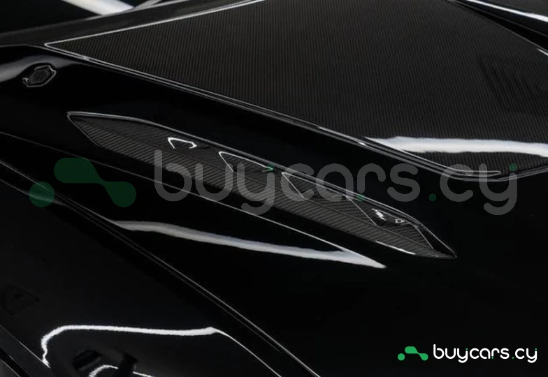 Lamborghini Urus Black