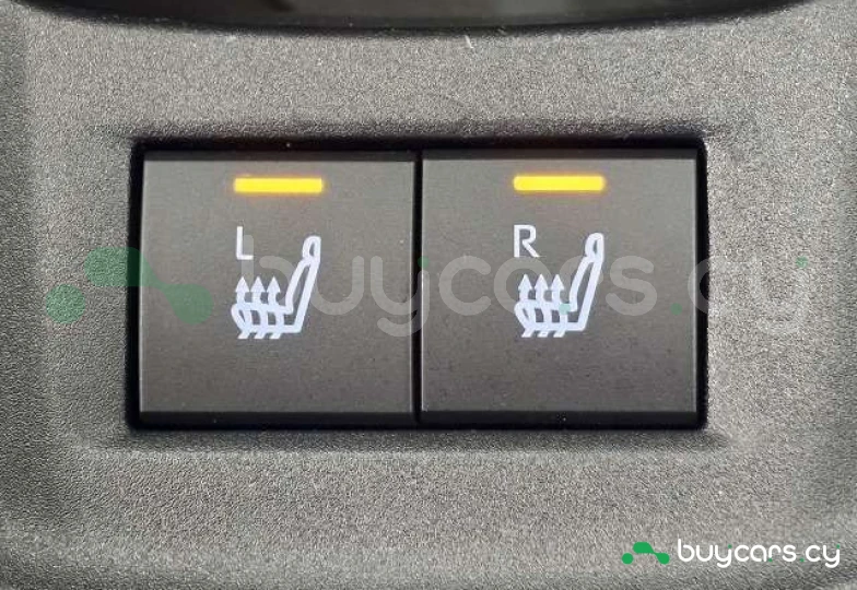 Toyota Aqua Черный