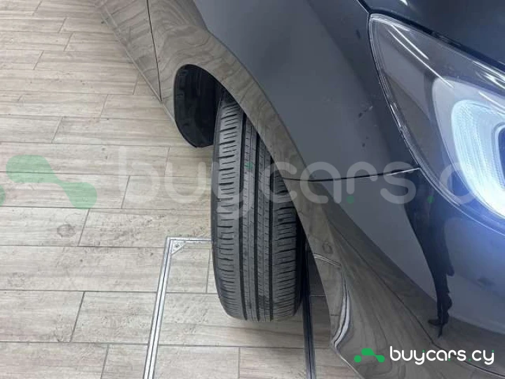 Toyota Aqua Черный