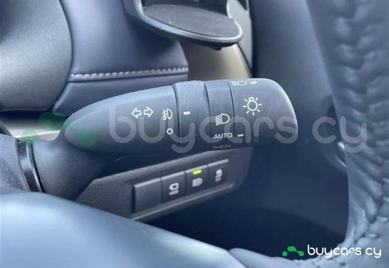 Toyota Aqua Белый