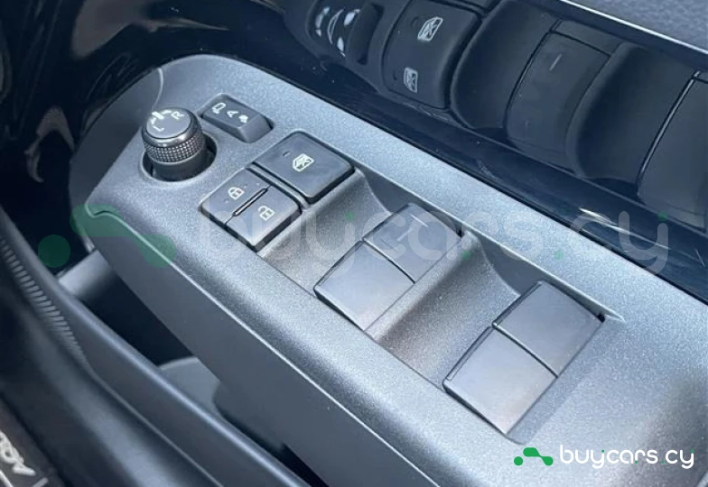 Toyota Aqua Белый