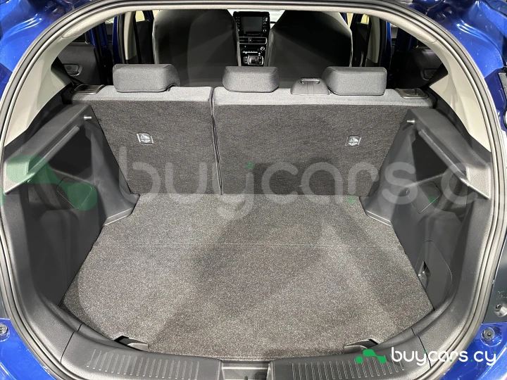 Toyota Aqua Синий