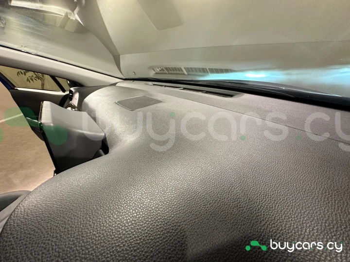 Toyota Aqua Синий