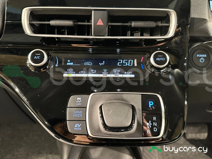 Toyota Aqua Синий