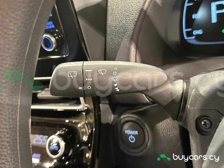 Toyota Aqua Синий