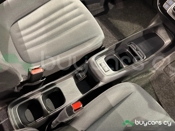 Toyota Aqua Синий