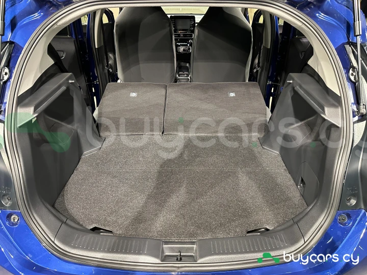 Toyota Aqua Синий