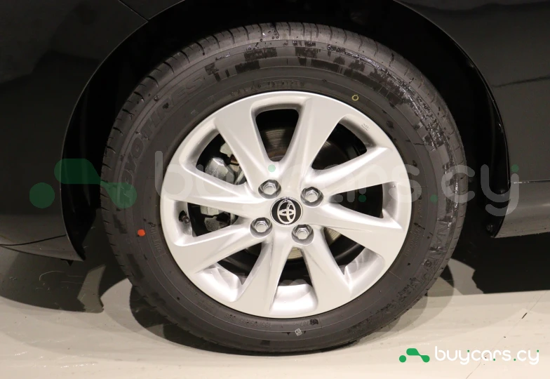 Toyota Aqua Черный