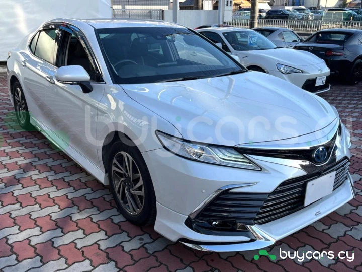 Toyota Camry White