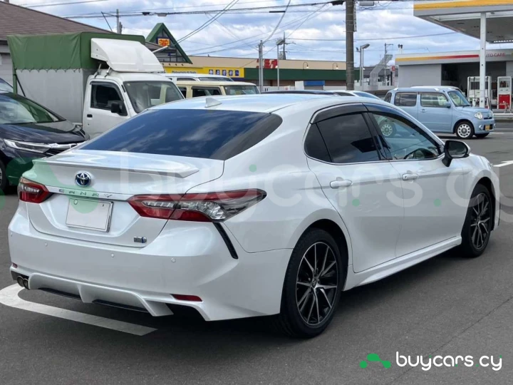 Toyota Camry White