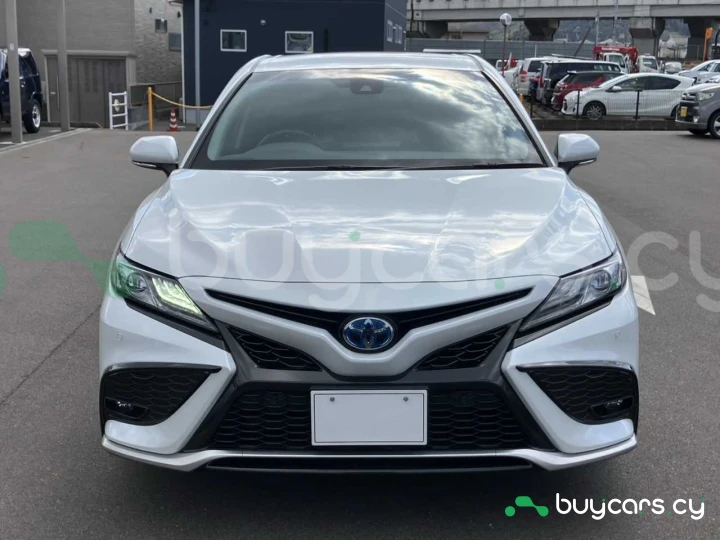 Toyota Camry White