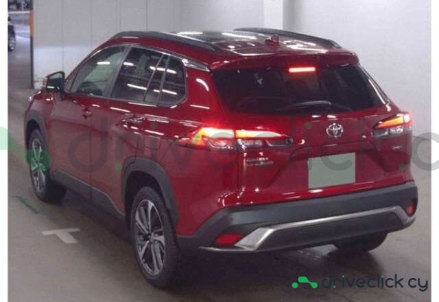 Toyota Corolla Cross Красный