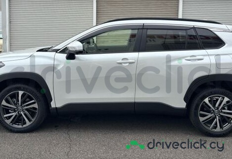 Toyota Corolla Cross White