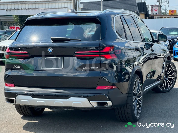 BMW X5 Черный