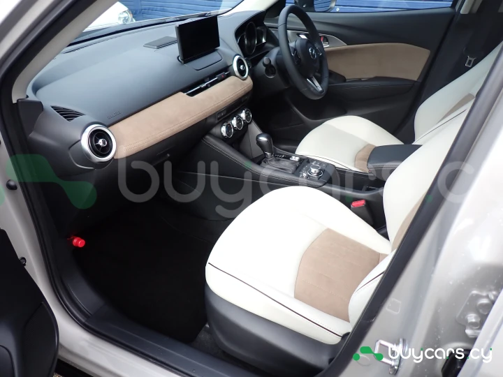 Mazda CX-3 Бежевый