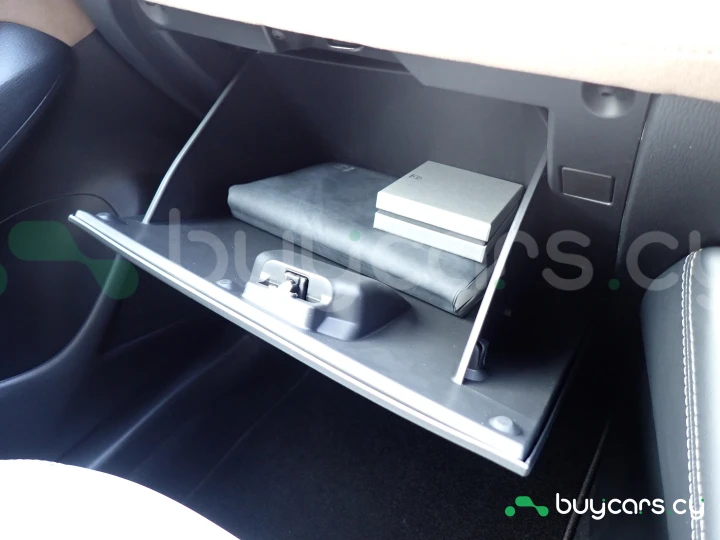 Mazda CX-3 Бежевый