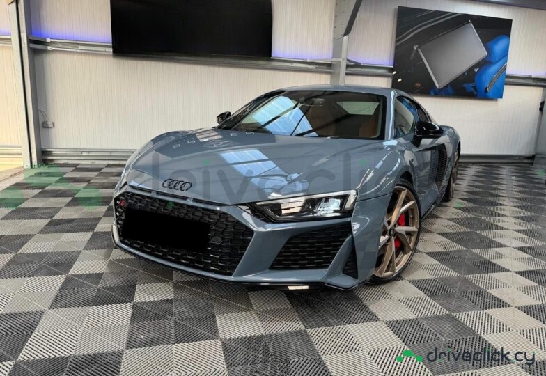 Audi R8 Grey